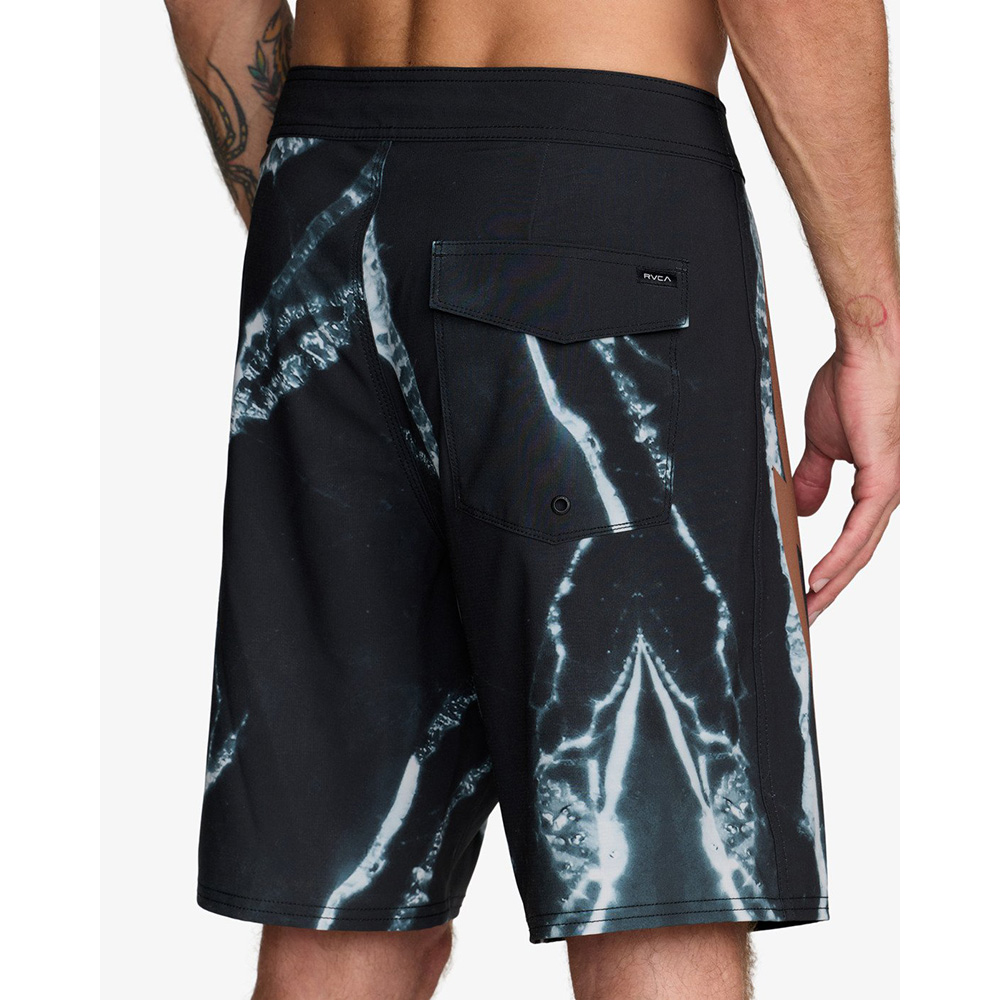 BAÑADOR RVCA X CLAY BOARDSHORT TRUNK BLACK RESIN | Ropa Streetwear Online